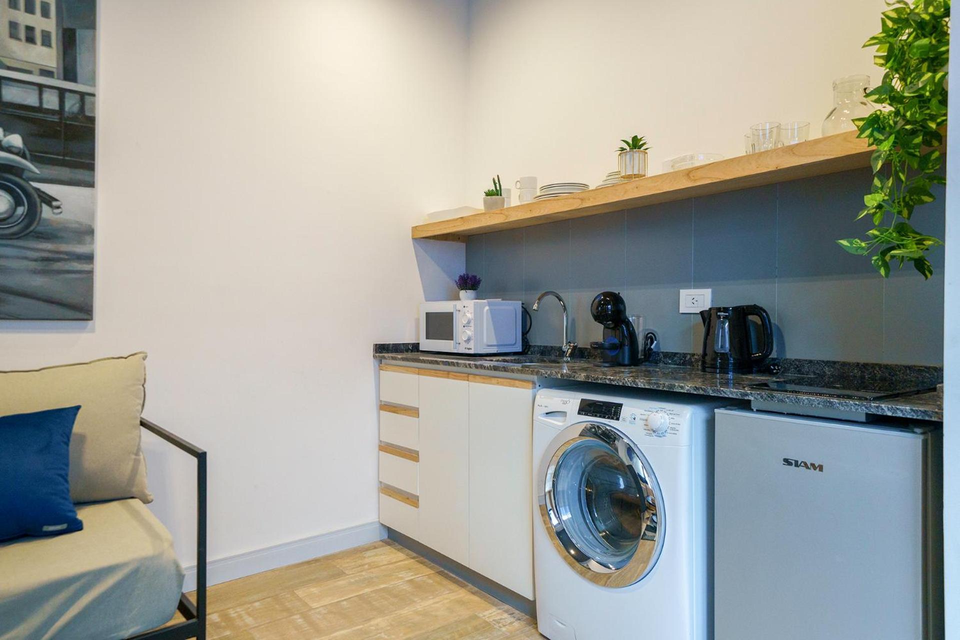 Fliphaus Chic Haus - 9 Lux Units 36 Pax