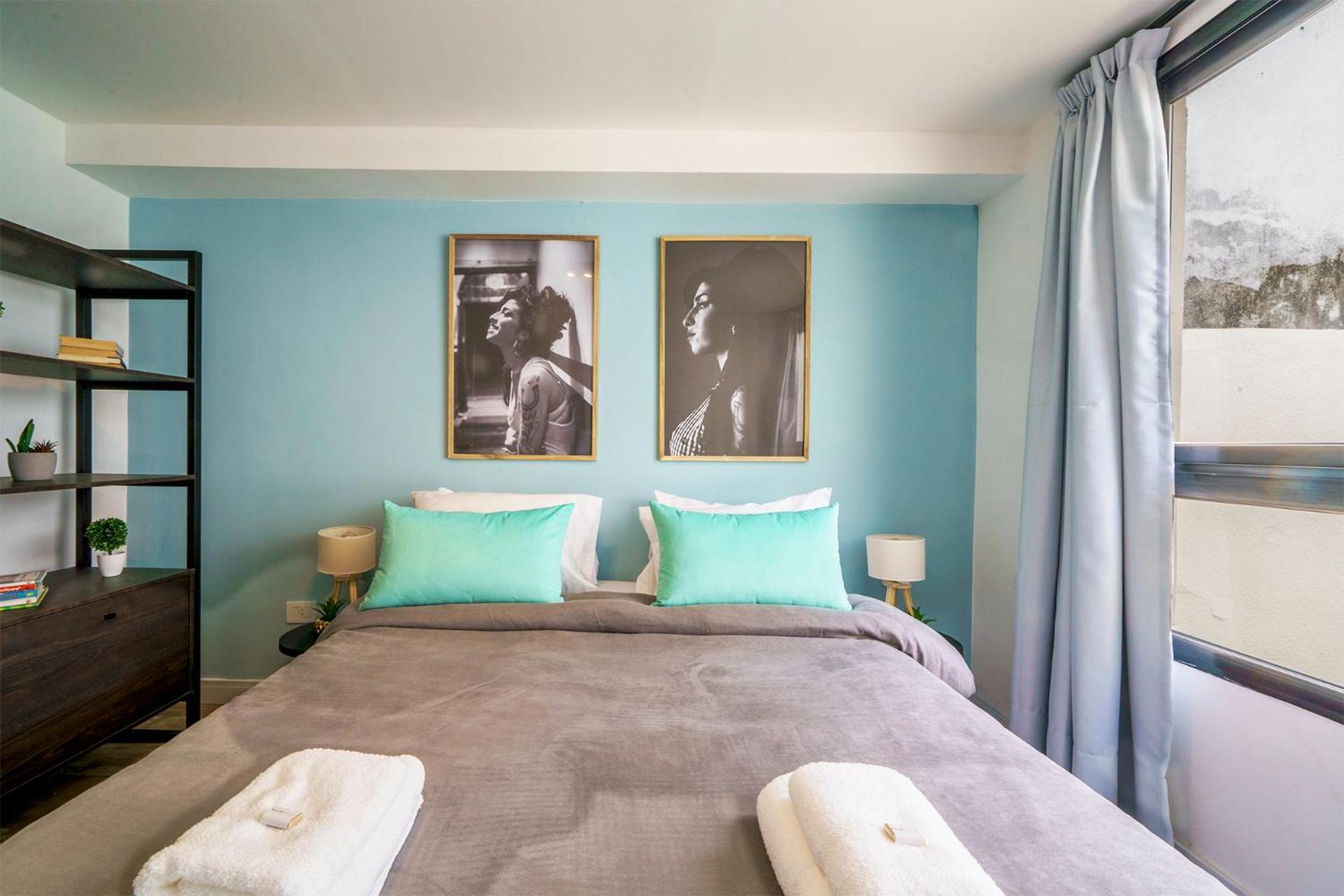 Fliphaus Chic Haus - 9 Lux Units 36 Pax