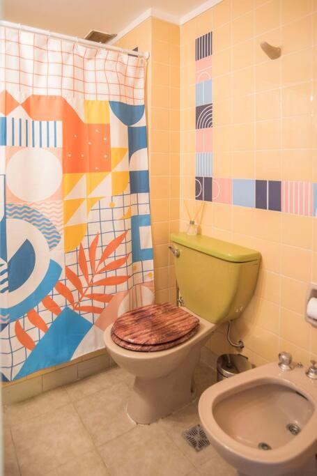 Apartamento Encantador Y Luminoso Estudio En Zona Obelisco Sobre Avenida Corrientes *