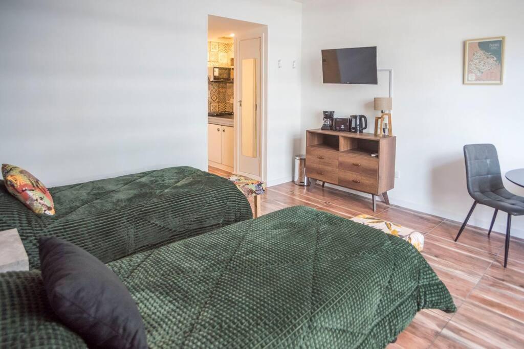 Apartamento Encantador Y Luminoso Estudio En Zona Obelisco Sobre Avenida Corrientes