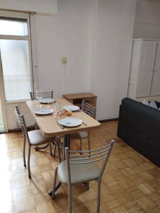 Departamento Av Corrientes Y Rodriguez Pena Ciudad Autónoma de Buenos Aires