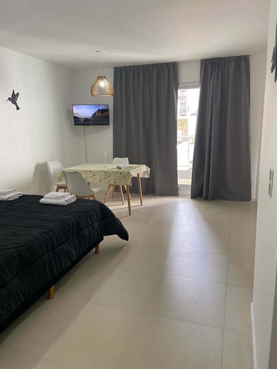 Apartamento Crystal Lavalle 1725