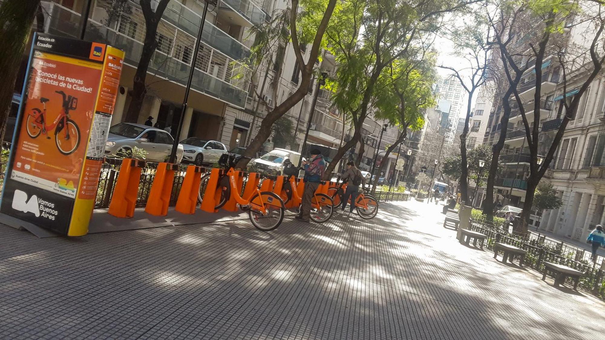 Apartamento Vacaciones De Lujo Sobre Av Santa Fe, 4p Full Amenities! La Recoleta, Centro De