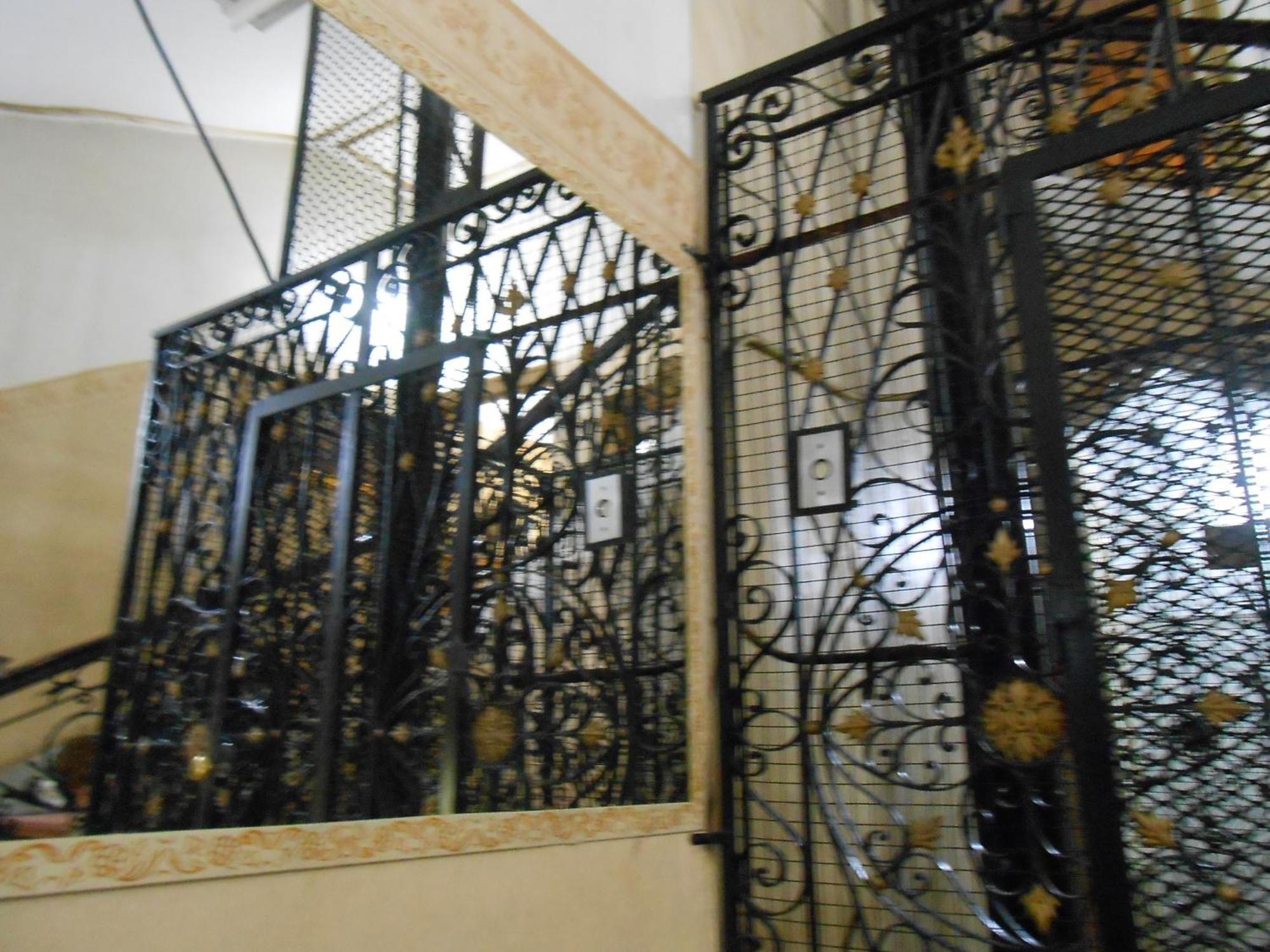 Hotel Reina 2*