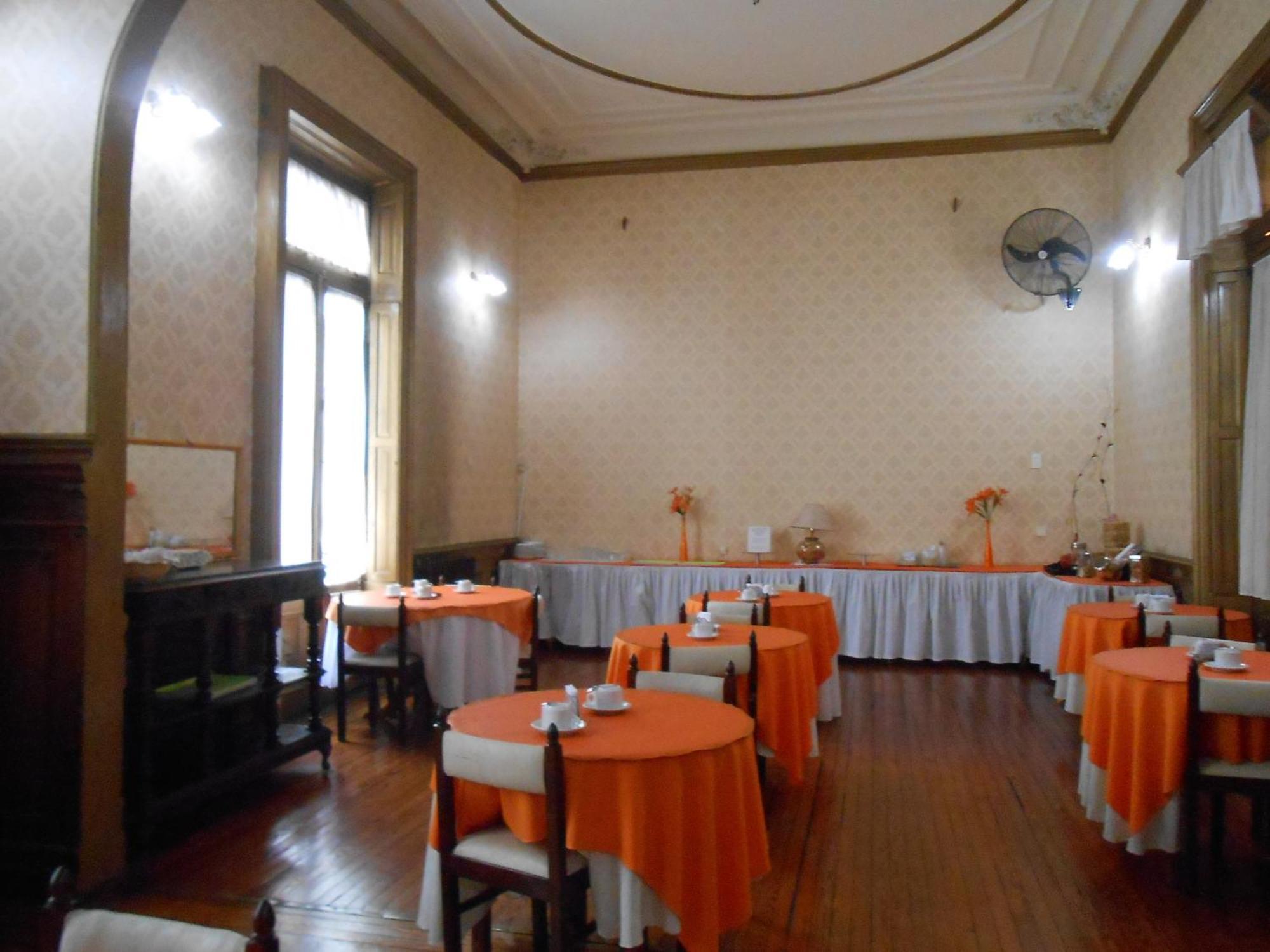 Reina Hotel Ciudad Autónoma de Buenos Aires
