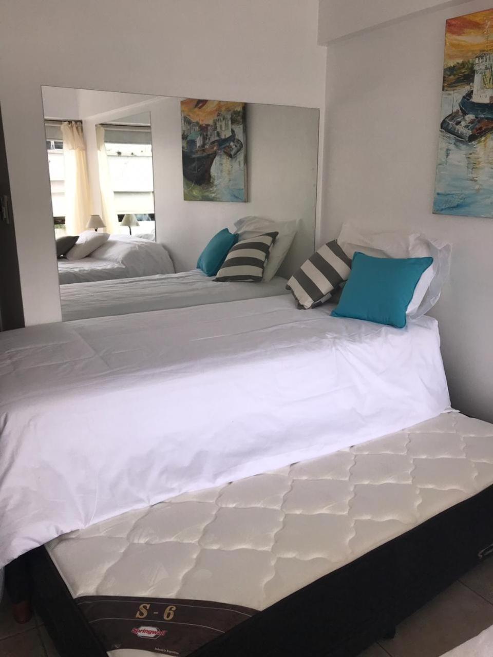Apartamento Tango Pop Junto Al Obelisco En 820 Avenida Corrientes *