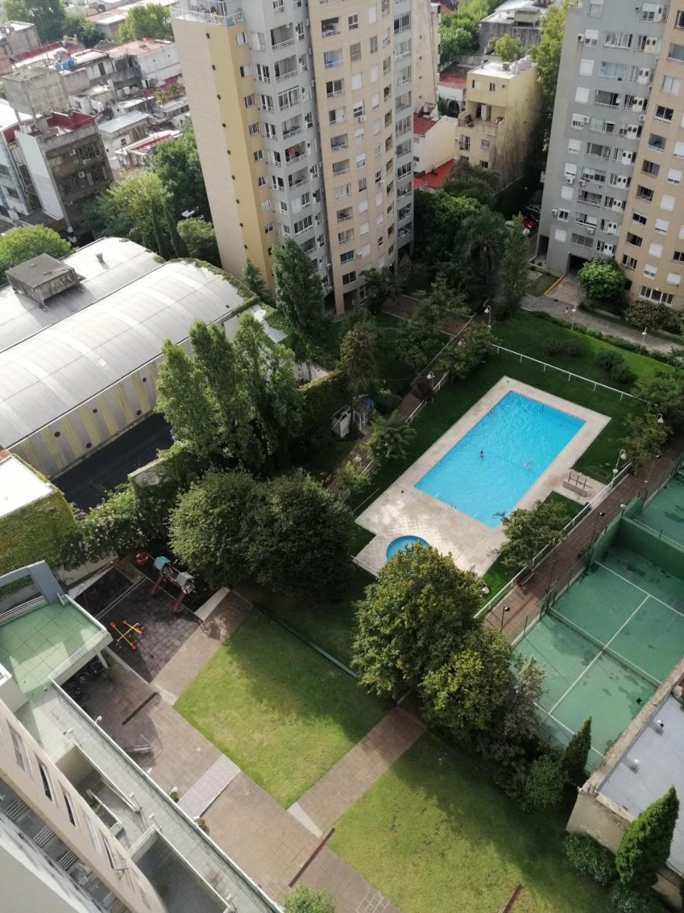 Petit En Avenida Belgrano