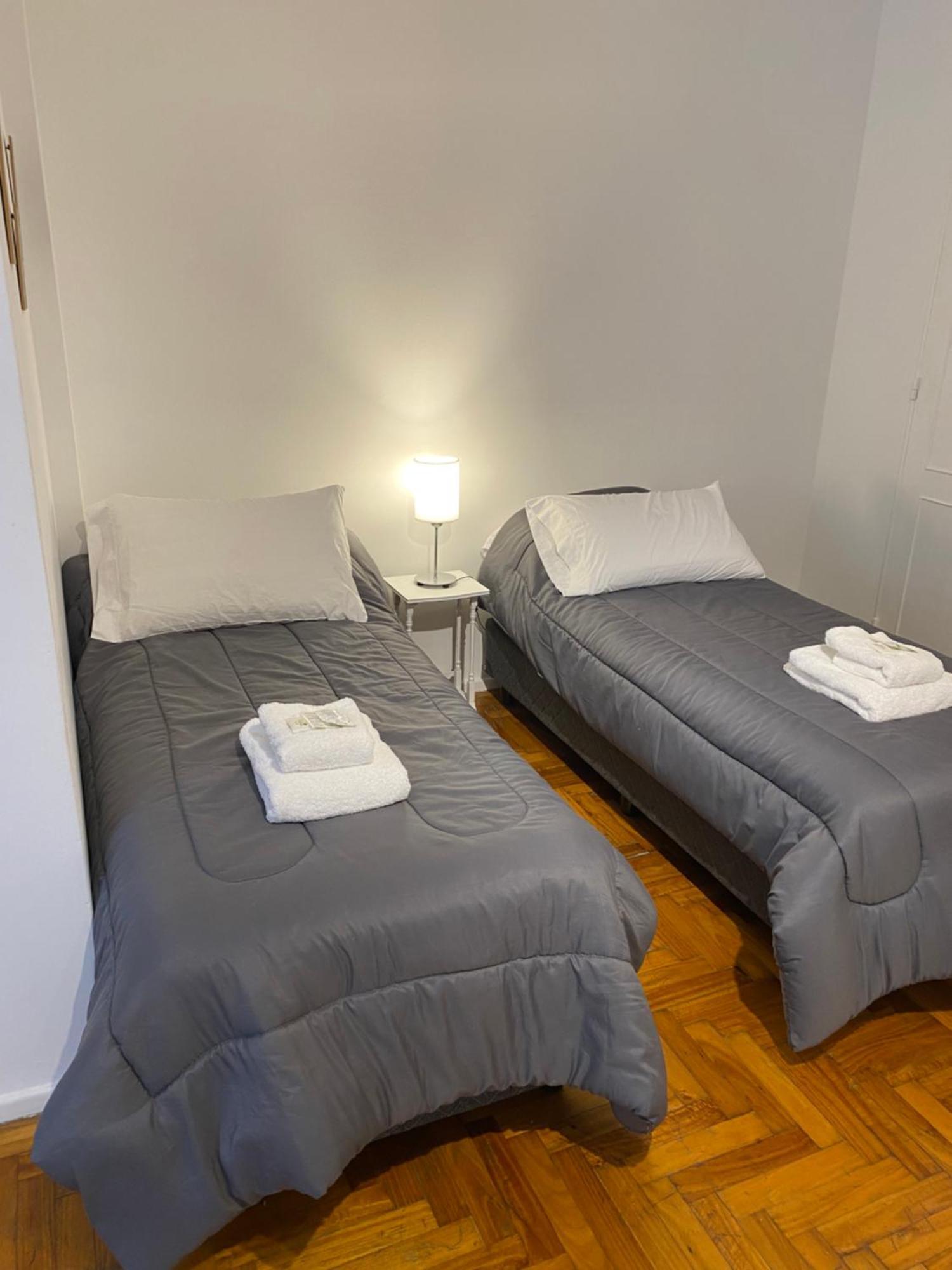 Apartamento A Cuadras Del Obelisco Y Metros De Galerias Pacifico Buenos Aires