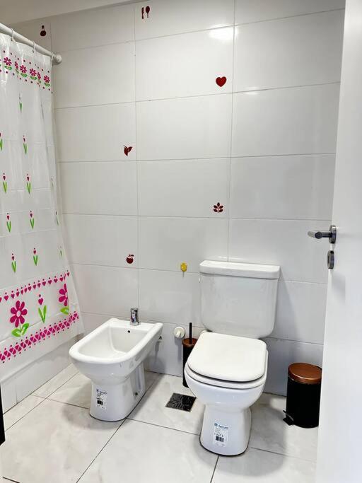 Hermoso Departamento Cerca Del Metro Y Del Hospital Garraham Buenos Aires