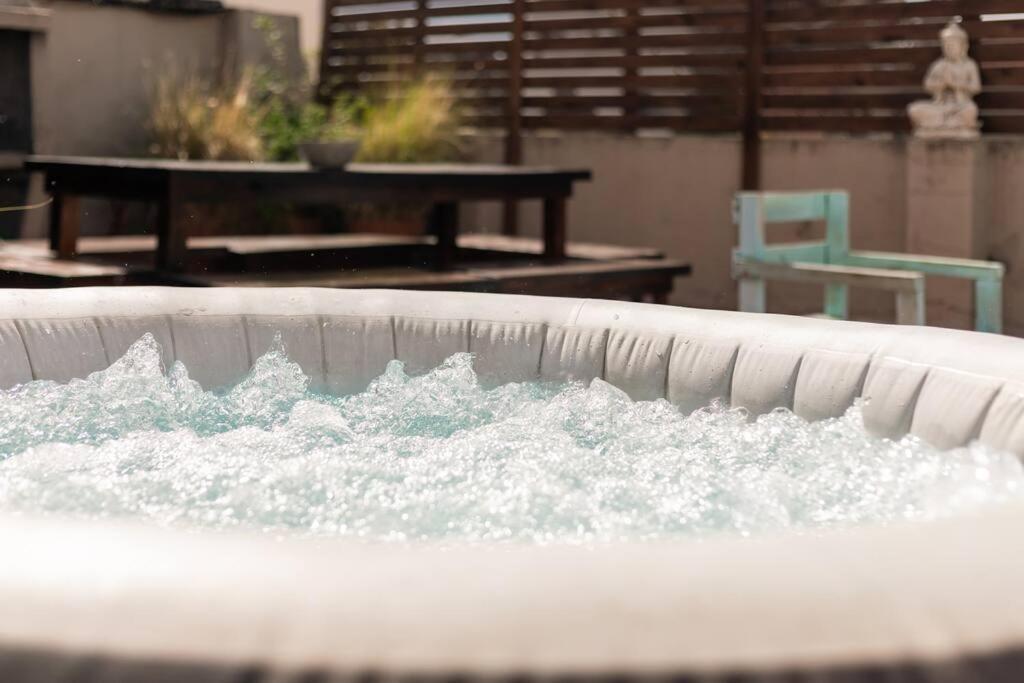 Сasa de vacaciones Palermo Casa 2terrazas 2pisos Parrilla Jacuzzi Exterior 5dorm 3banos *