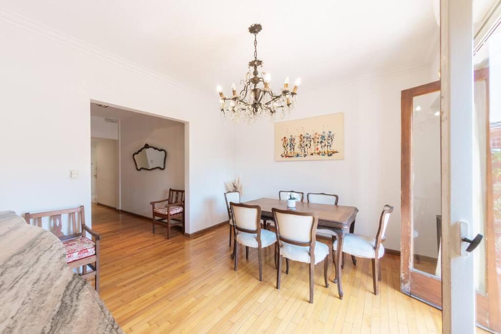 Palermo Casa 2terrazas 2pisos Parrilla Jacuzzi Exterior 5dorm 3banos Сasa de vacaciones *