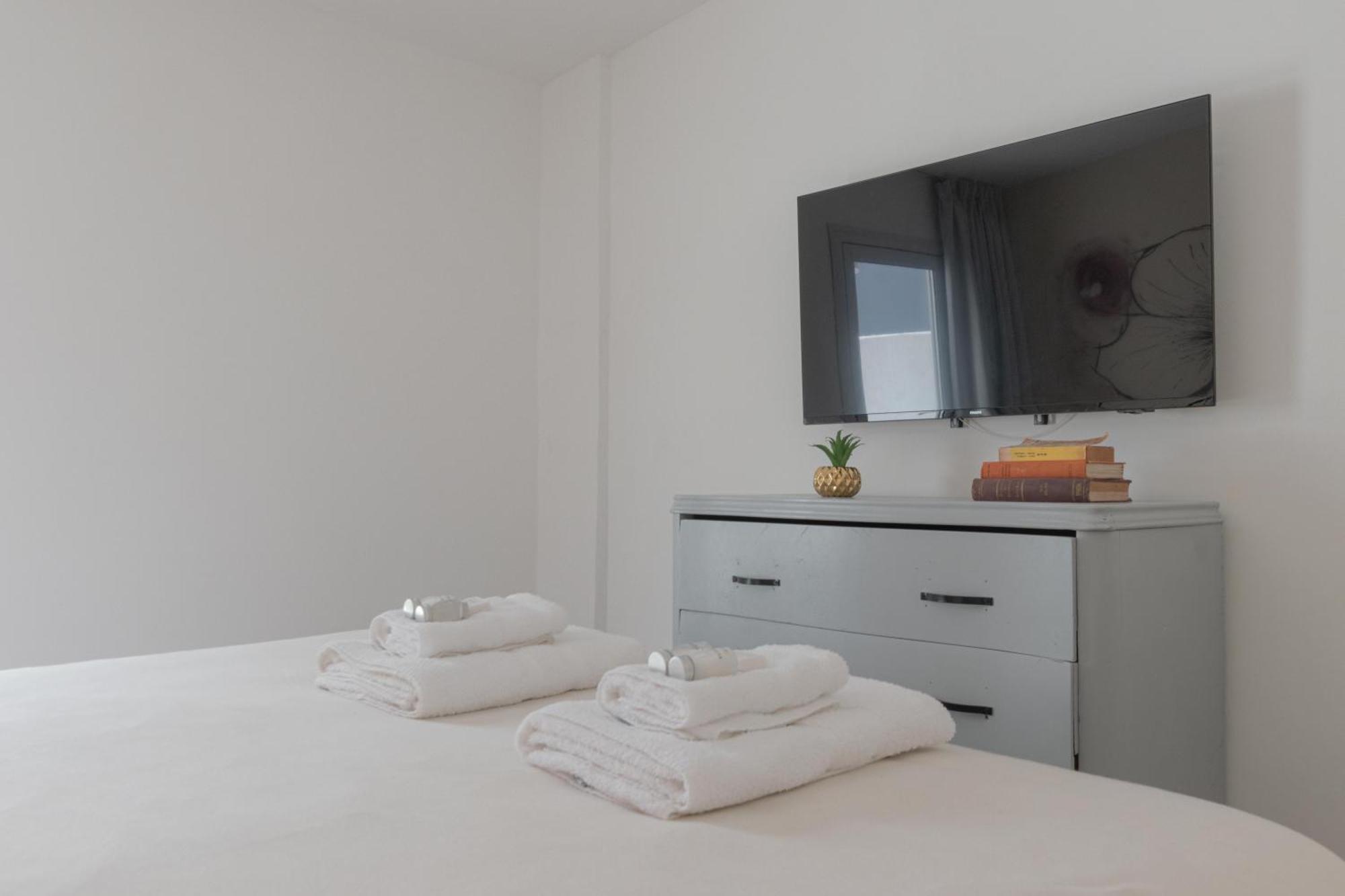 Fliphaus Niceto Vega - 3 Bd Event Friendly Apartamento