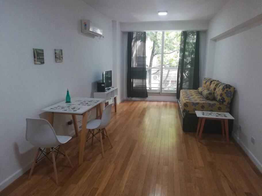 Nunez For 4 With Near Aeroparque Apartamento *