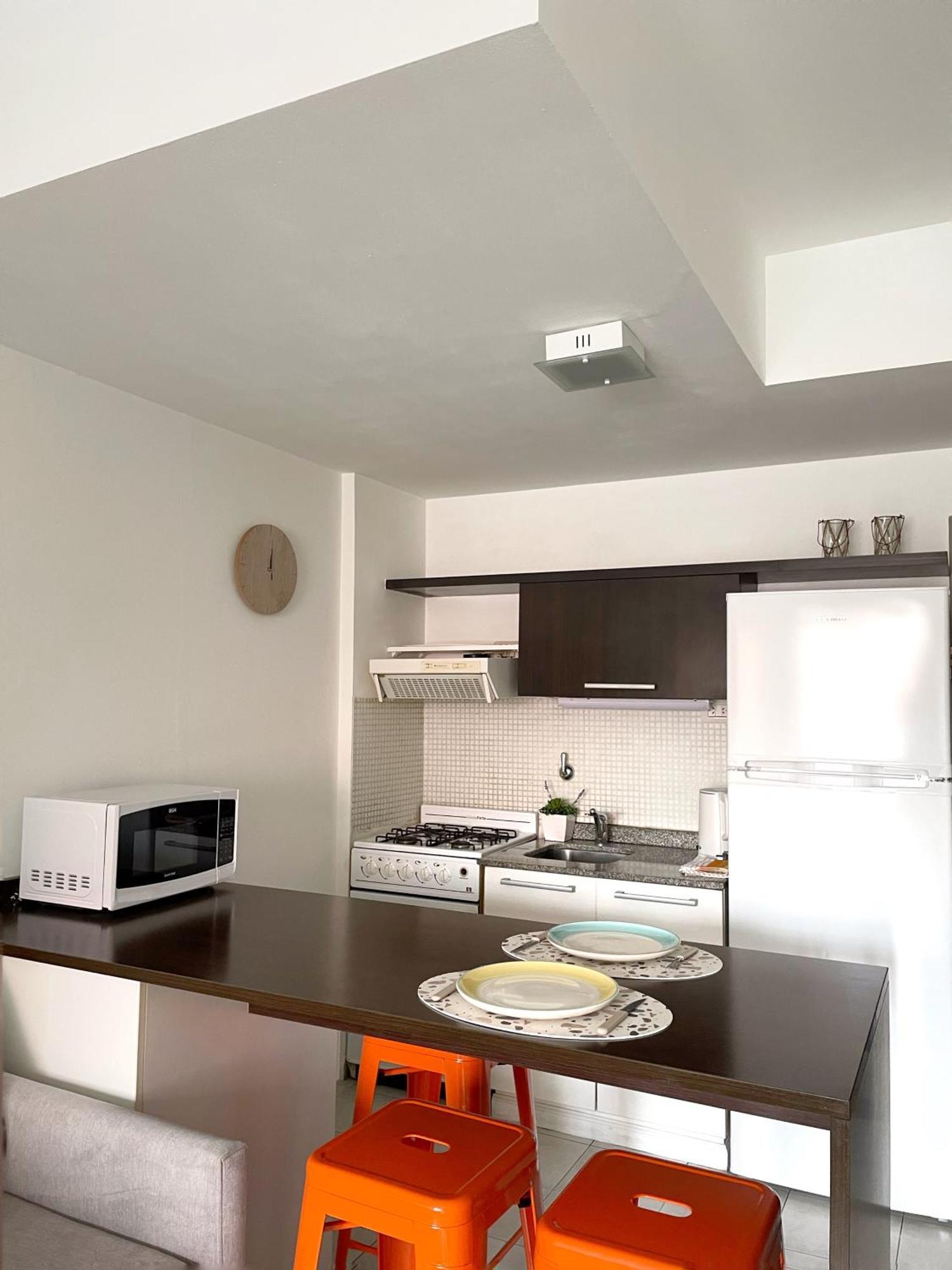 Apartamento Movistar Arena - Departamento Moderno, Comodo, Luminoso - Hasta 3 Huespedes - Crespo *