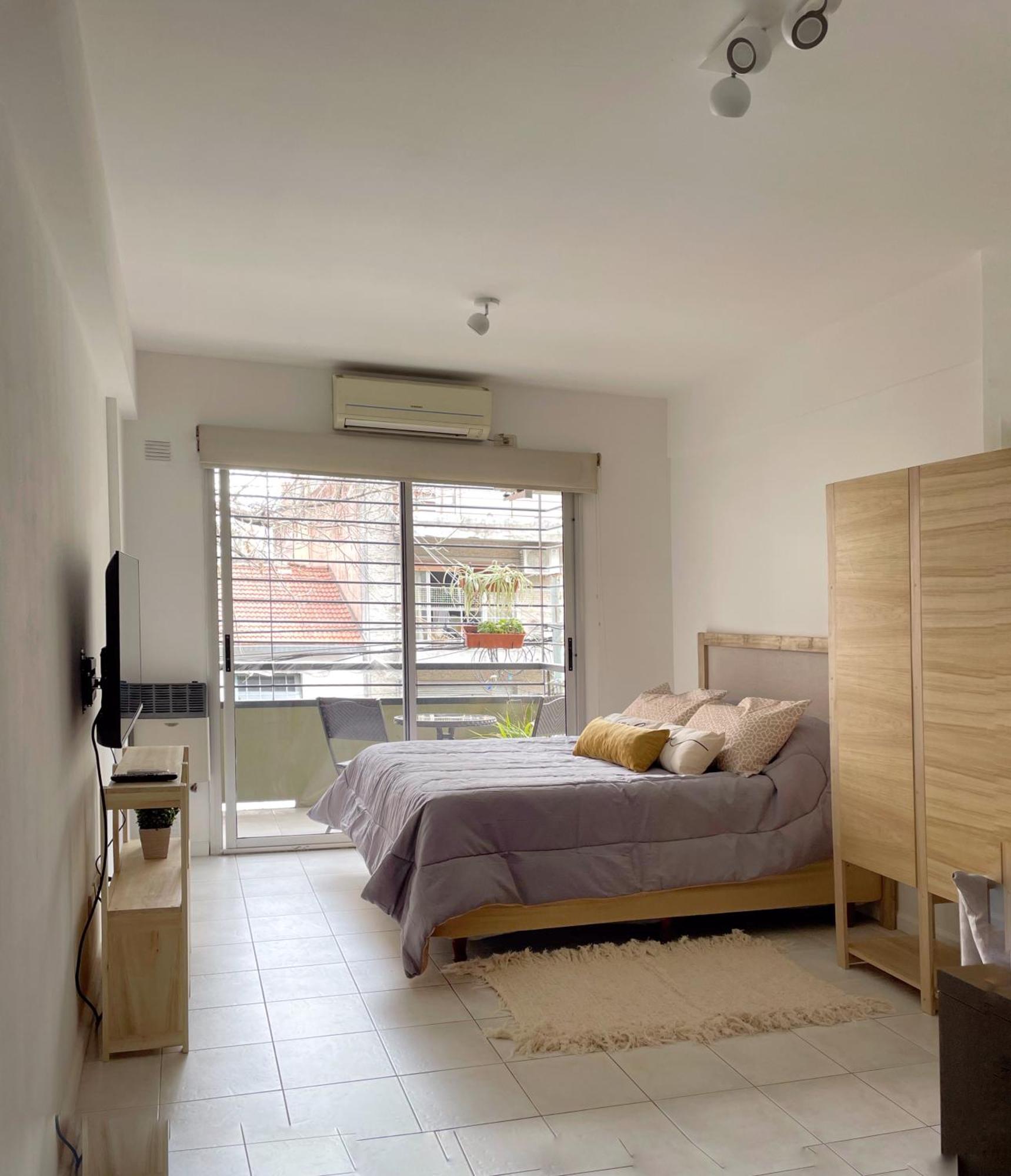 Movistar Arena - Departamento Moderno, Comodo, Luminoso - Hasta 3 Huespedes - Crespo Apartamento