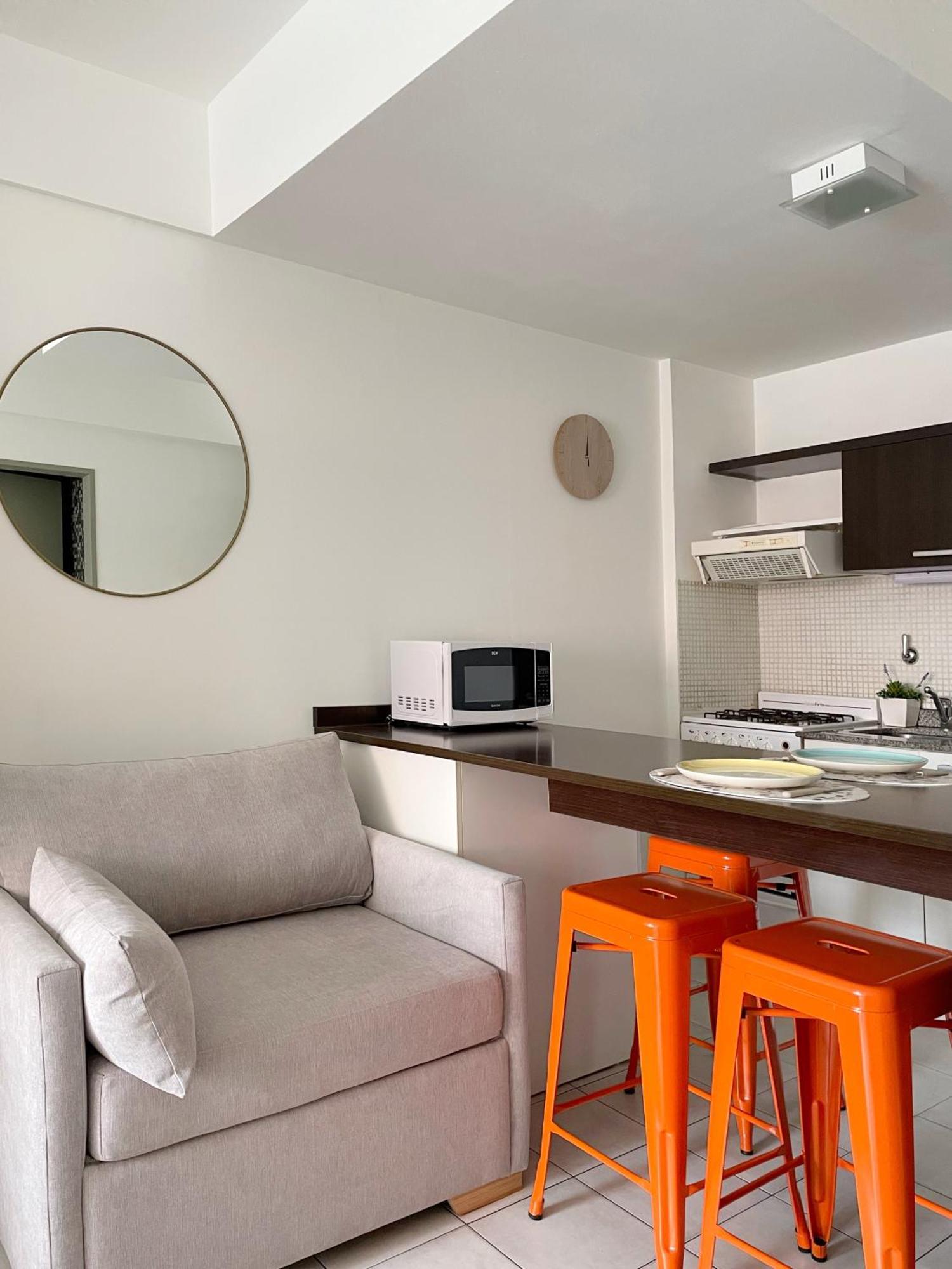 Movistar Arena - Departamento Moderno, Comodo, Luminoso - Hasta 3 Huespedes - Crespo