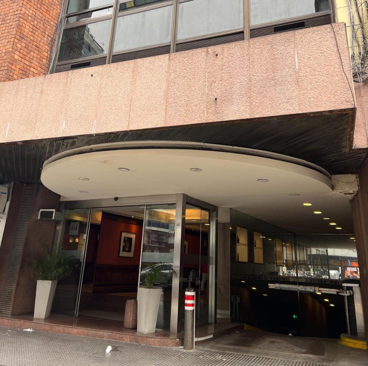 Apartamento Center Sobre Avenida Corrientes Buenos Aires