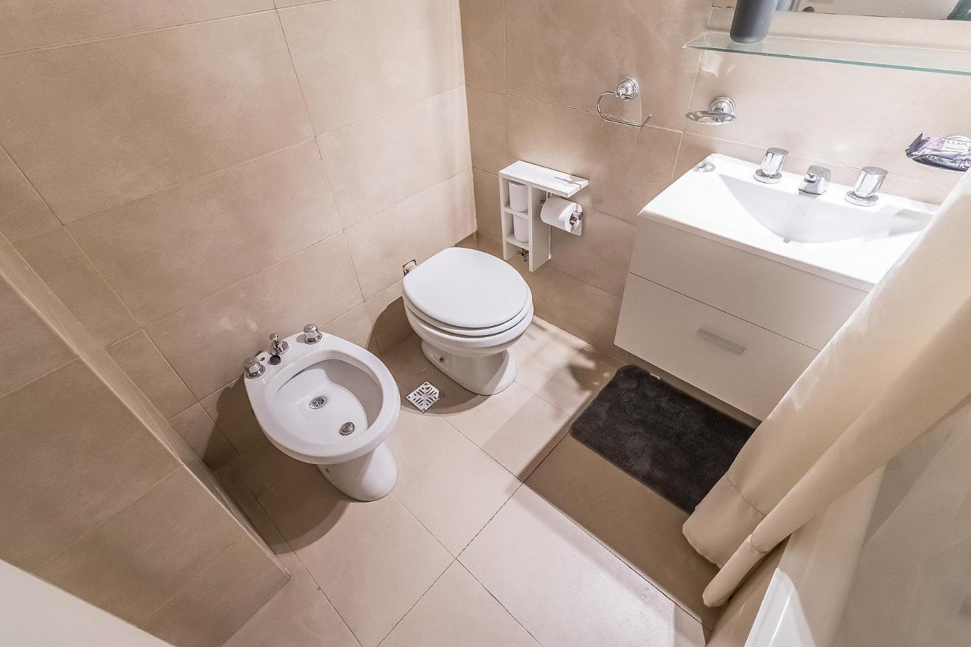 Hermoso Y Comodo Departamento En Palermo Recoleta, Dos O Tres Personas *