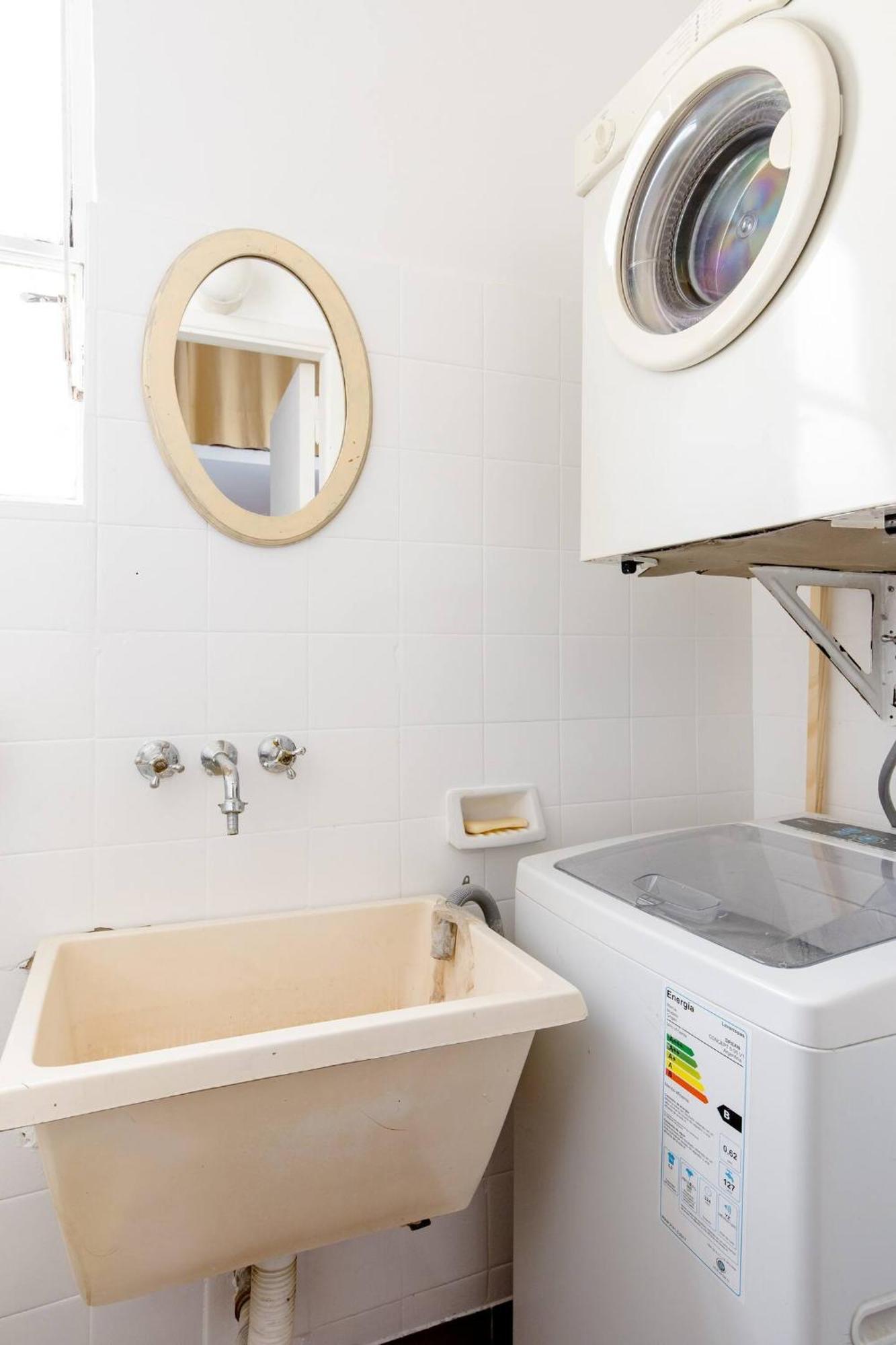 A Friendly In The Heart Of Recoleta -in Shared Apartment- Ciudad Autónoma de Buenos Aires