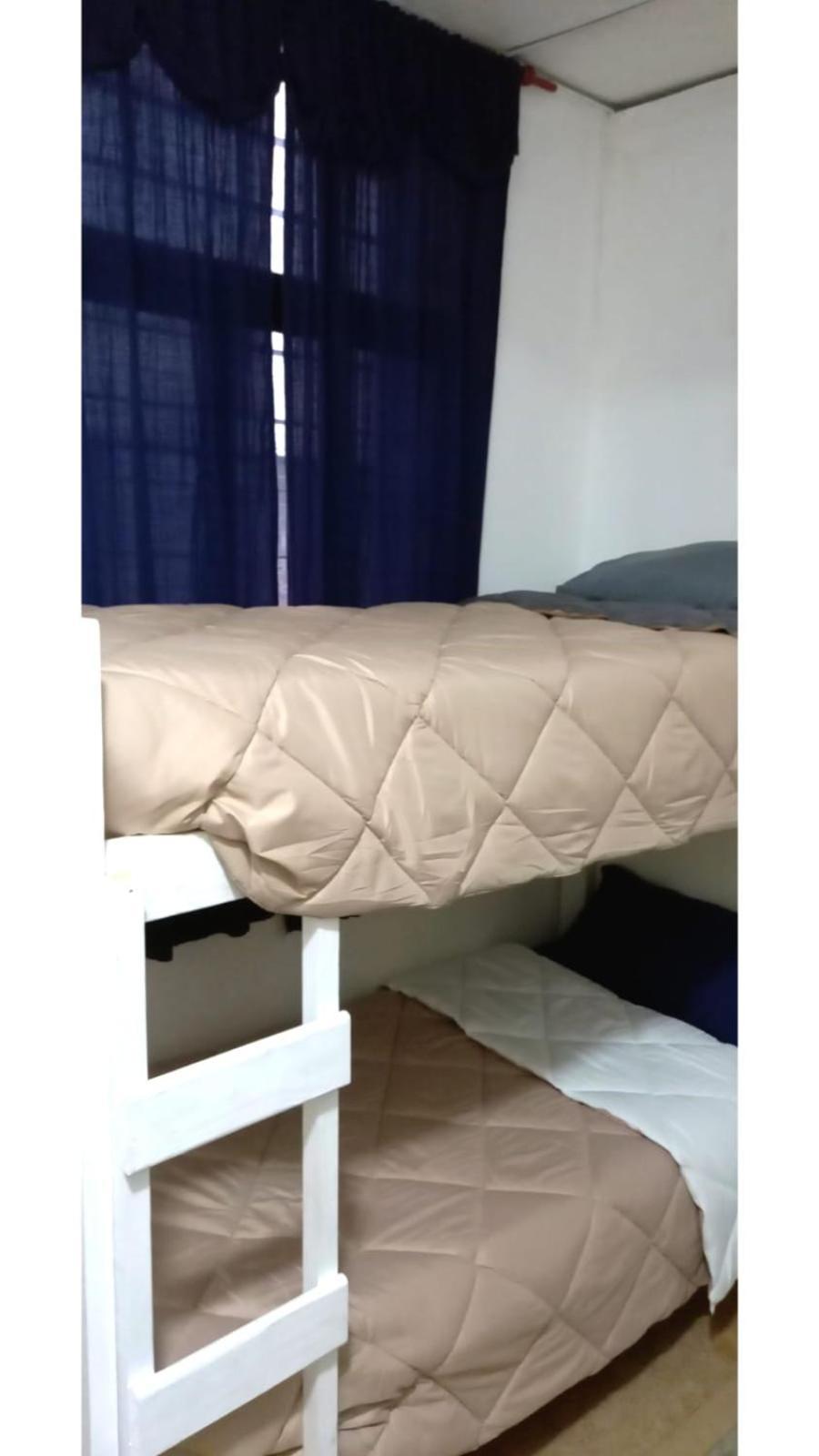 Aparta Habitación en casa particular
