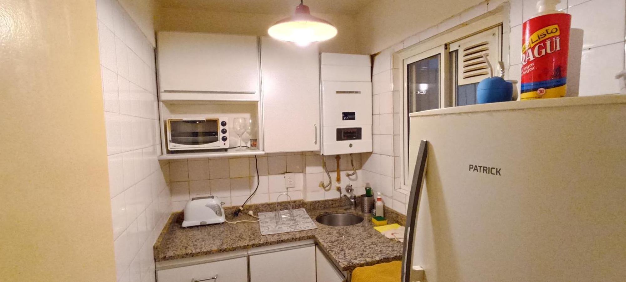 Depto 2 Amb Completo - Cocina Equipada - Bano Privado - Wi-fi - Tv Flow Y Hbo Max - Excelente Ubicacion, Cercano A Subte D Y B * Ciudad Autónoma de Buenos Aires