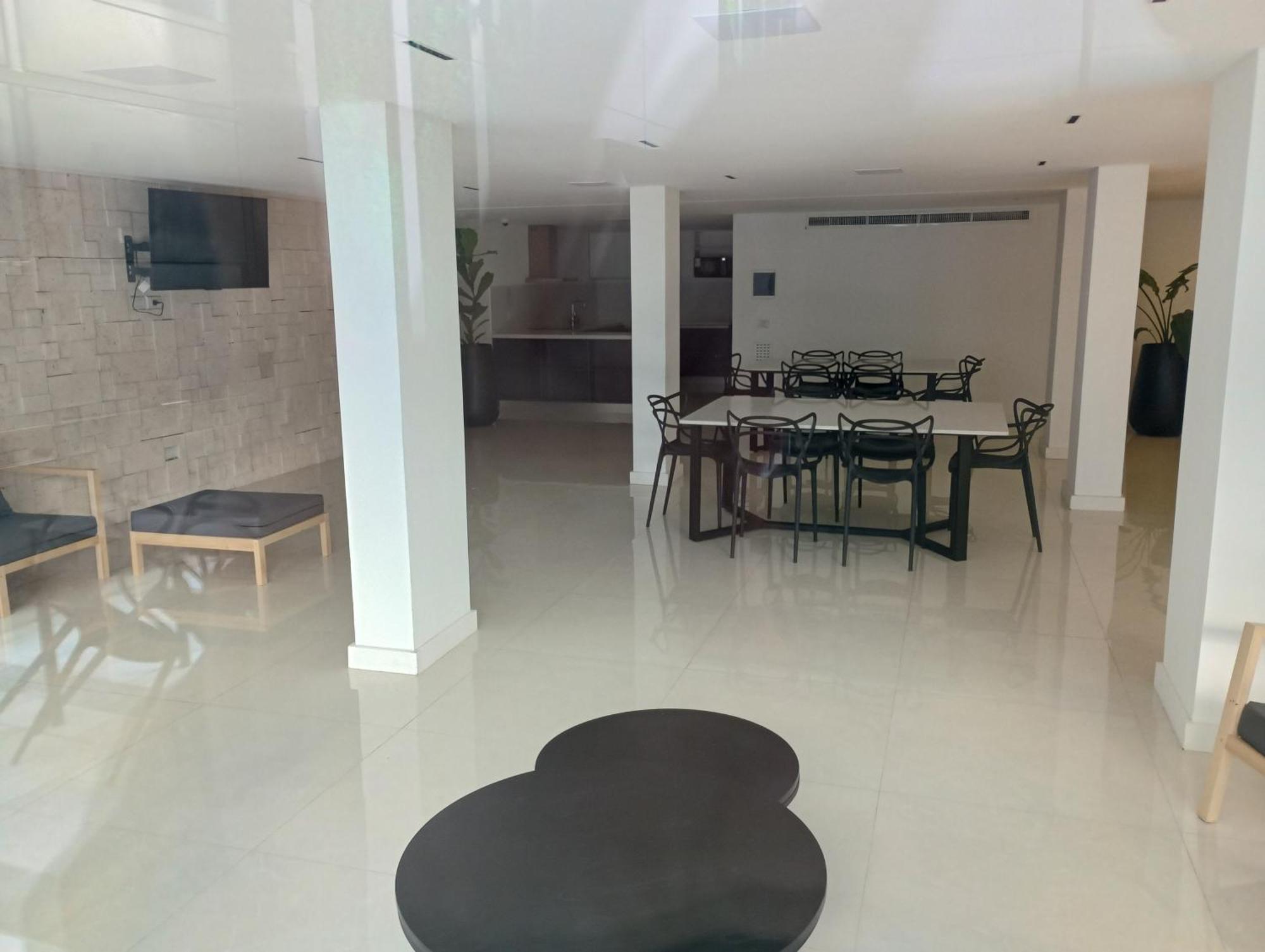Beautiful Beautiful Brand-new Studio *