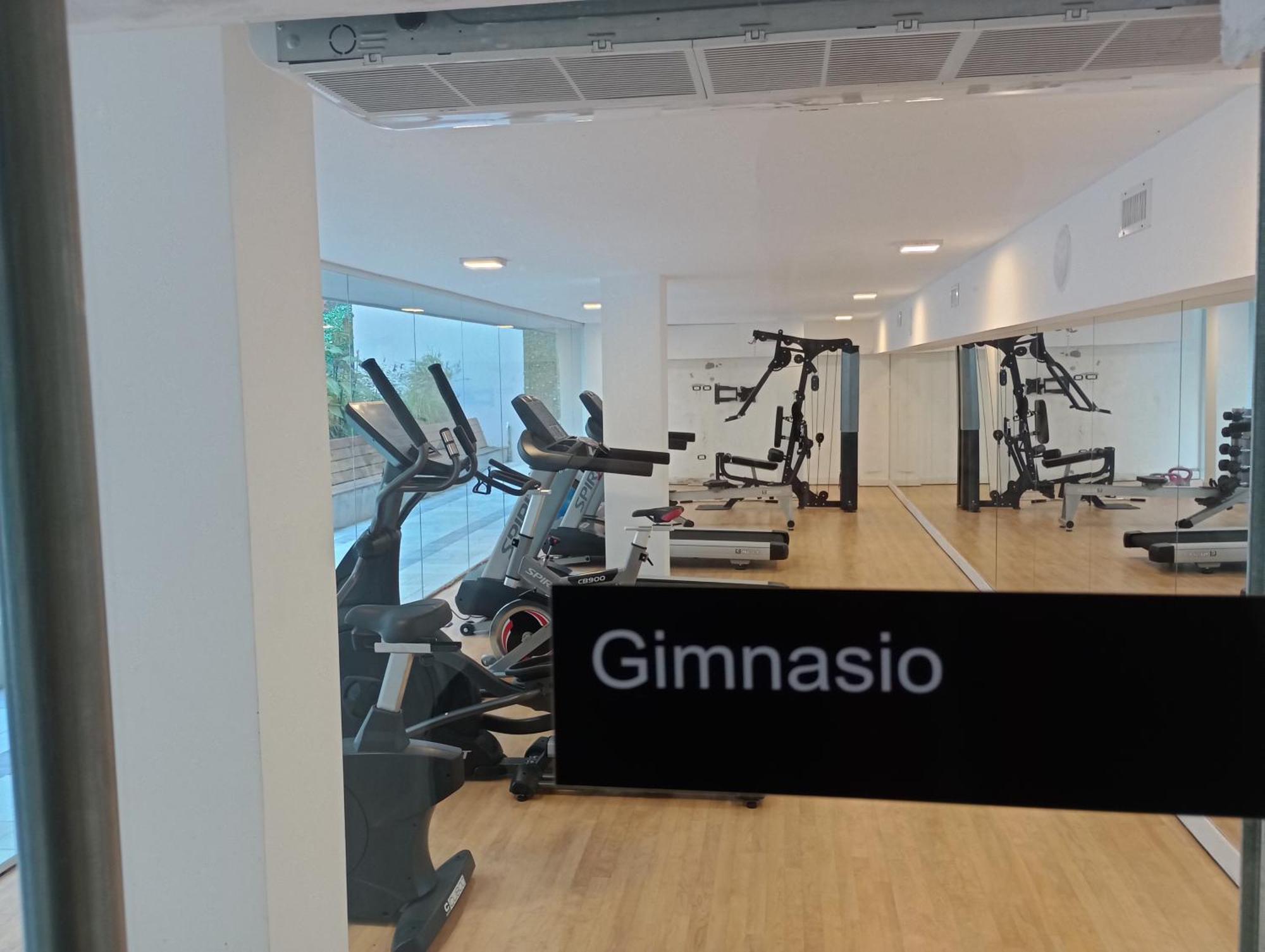 Beautiful Beautiful Brand-new Studio