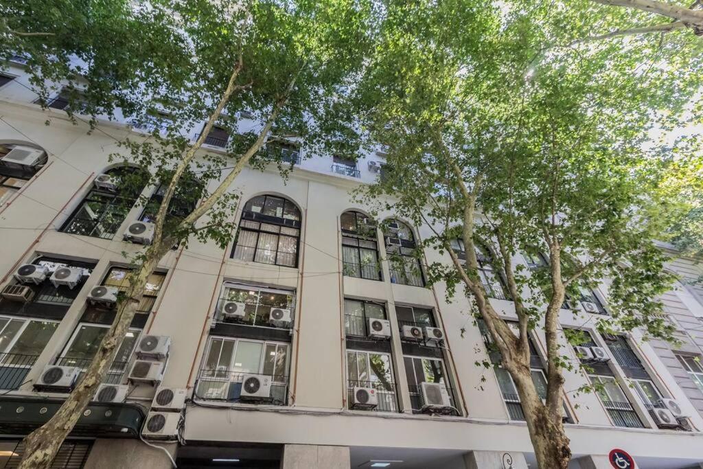 Sunny 2 Bedroom Recoleta Apartamento *
