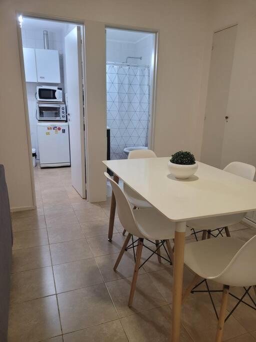 Monoambiente Con Lavarropas En Canitas A 100mts Av Libertador Apartamento