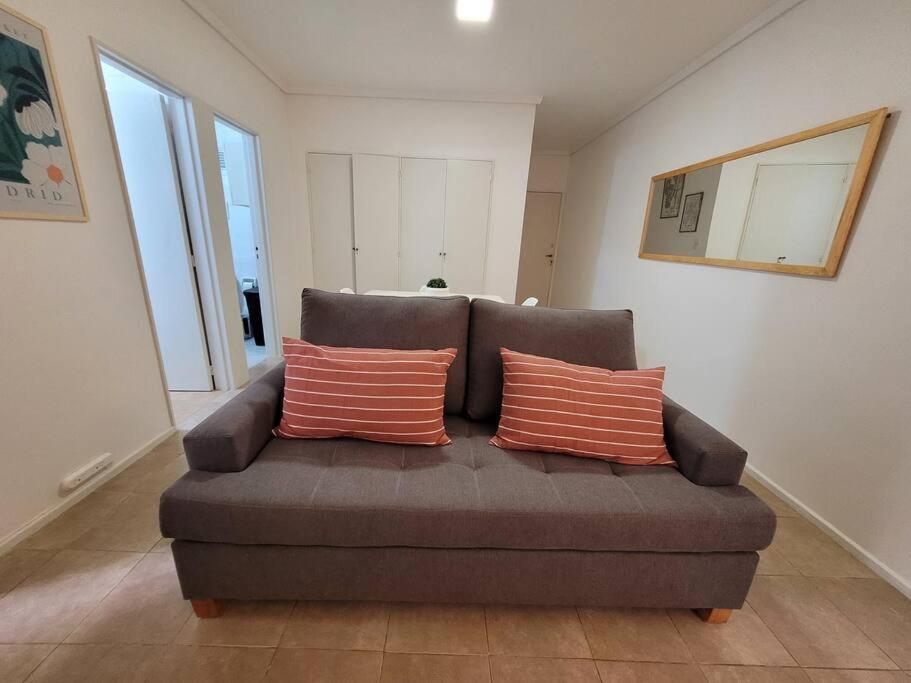 Monoambiente Con Lavarropas En Canitas A 100mts Av Libertador Apartamento