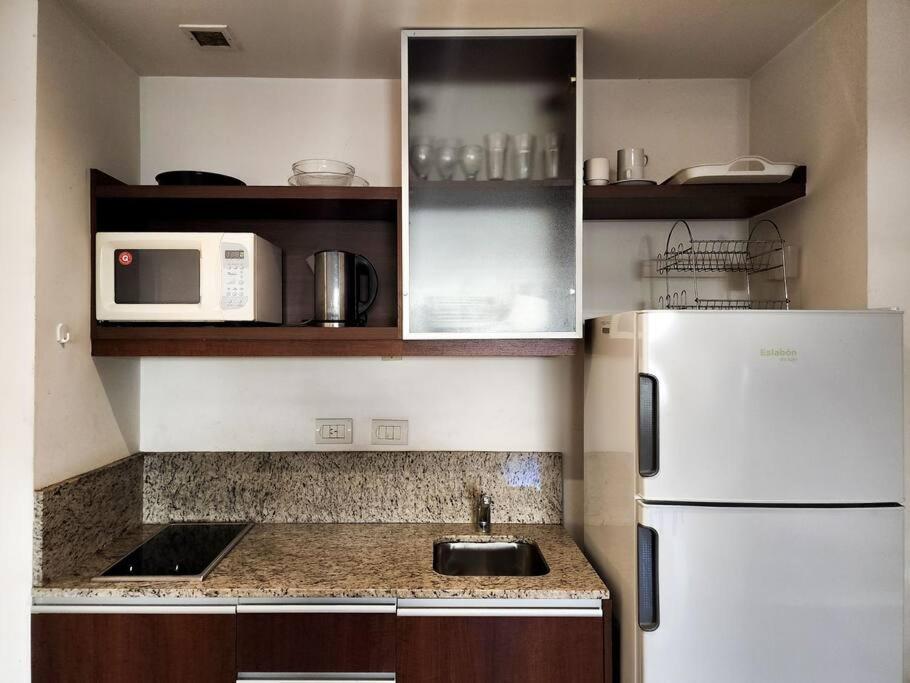 Apart Amplio Y Muy Bien Ubicado Apartamento