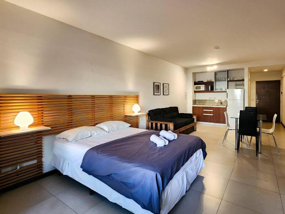 Apartamento Apart Amplio Y Muy Bien Ubicado