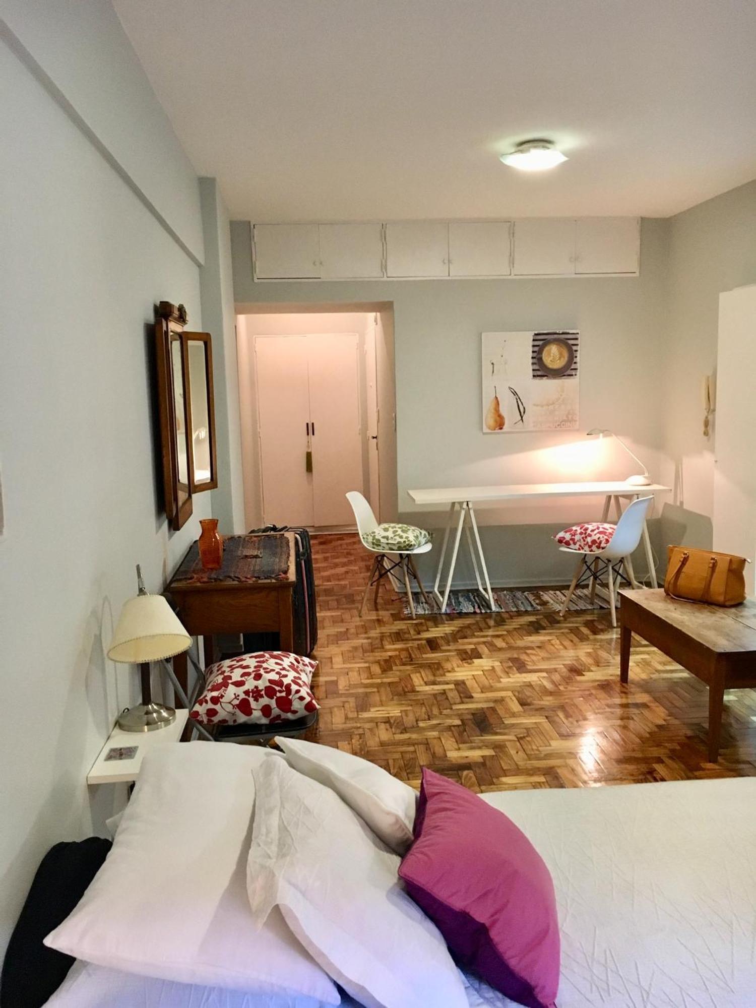Studio Anchorena Y Juncal Apartamento