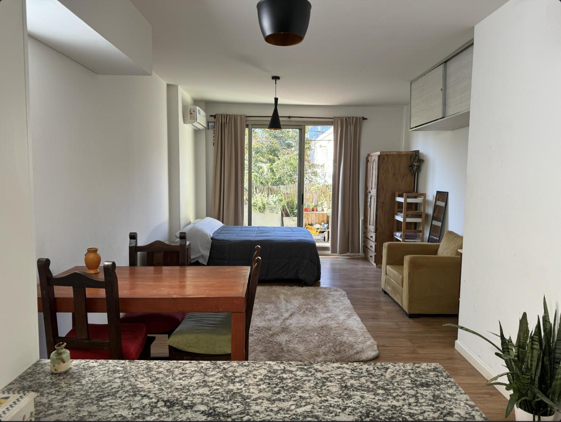 Apartamento With Balcony, Garden And Parrilla