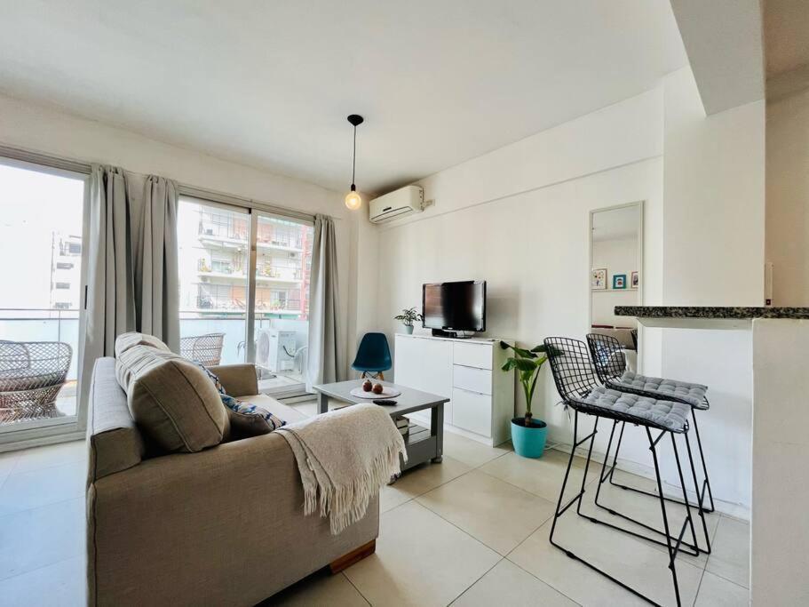 Hermoso Y Luminoso Estudio Con Balcon En Belgrano