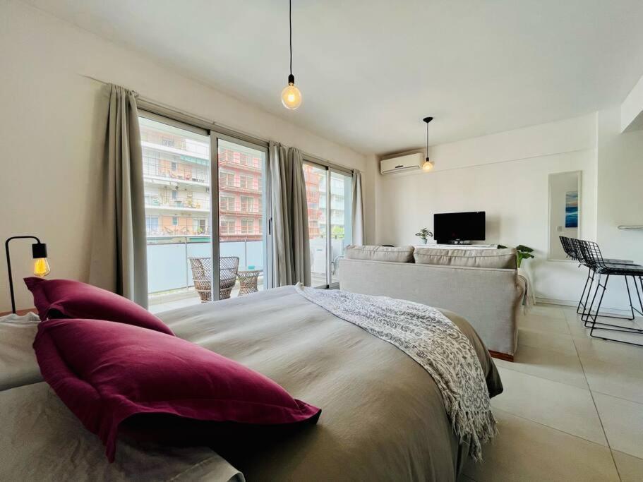 Hermoso Y Luminoso Estudio Con Balcon En Belgrano *