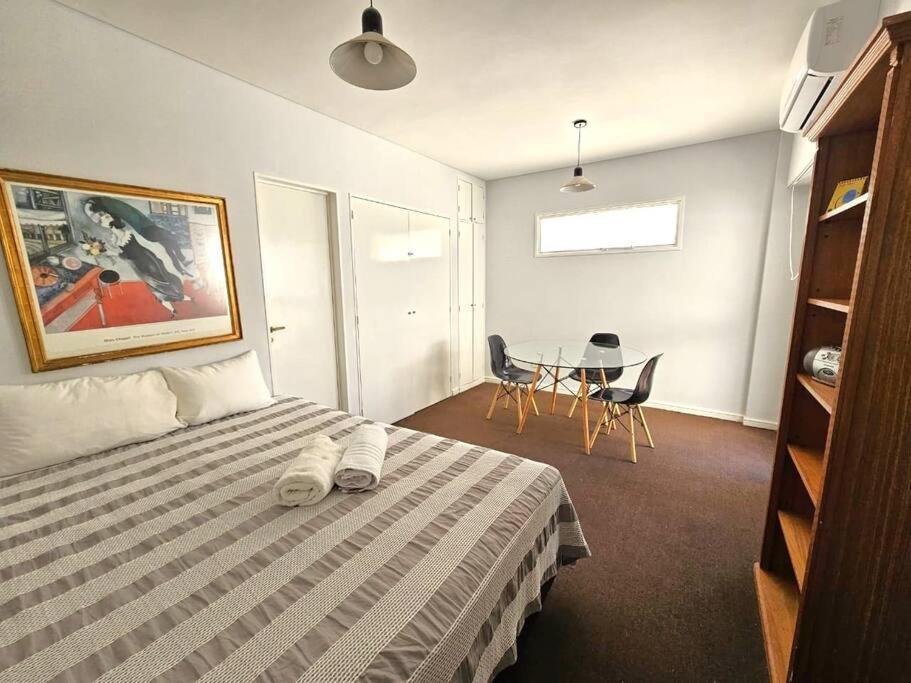 Comodo Monoambiente Apartamento *