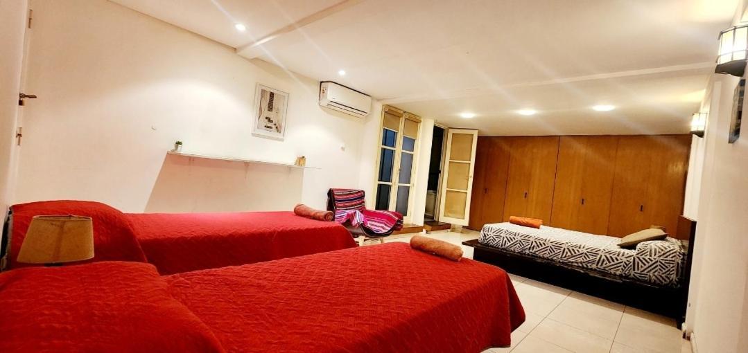 Casa de férias Santelmo Casona Unica 4pisos Full Terraza Piscina Quincho Parrilla Ascensor 2jacuzzis Sauna 7dorm 6banos
