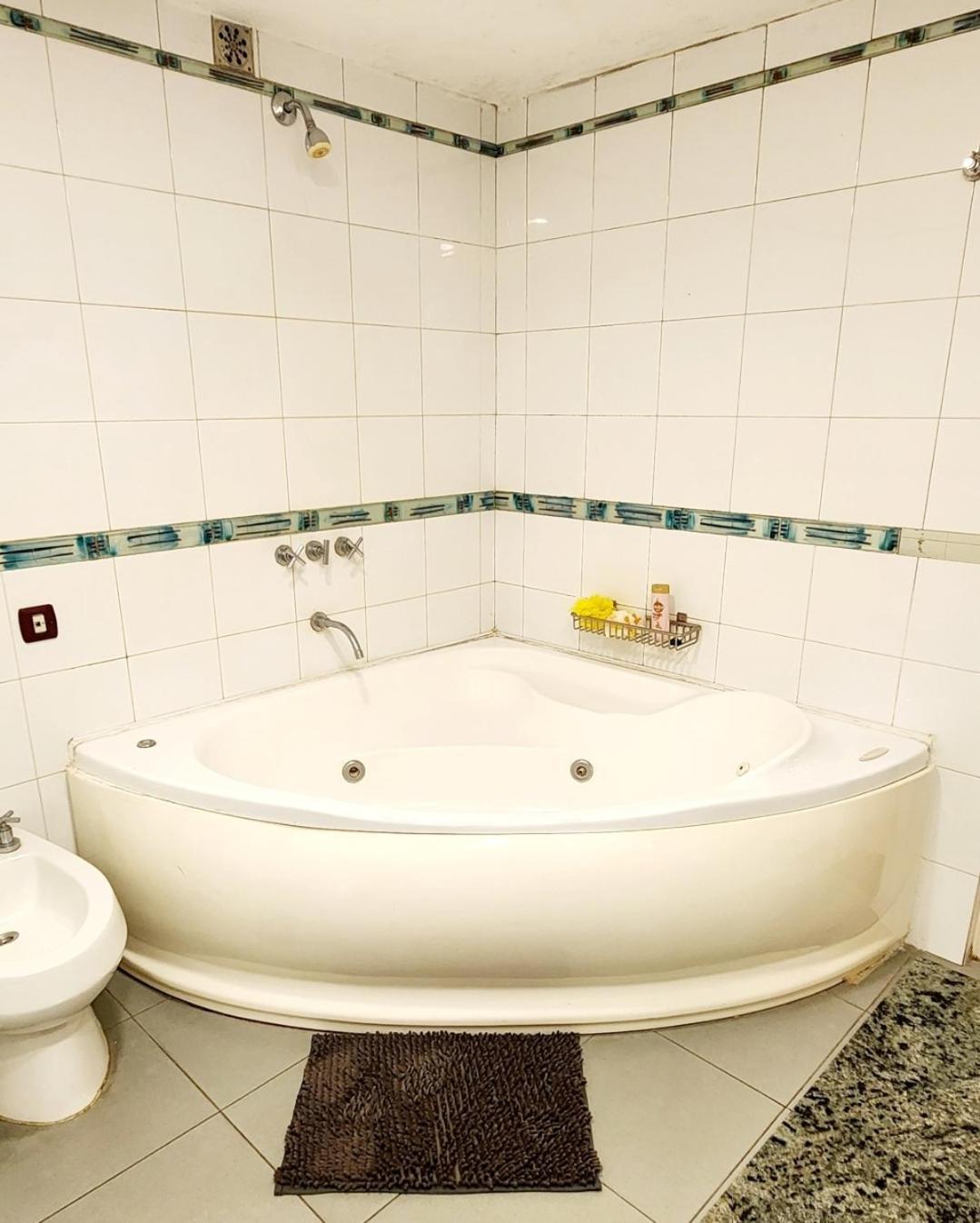 Santelmo Casona Unica 4pisos Full Terraza Piscina Quincho Parrilla Ascensor 2jacuzzis Sauna 7dorm 6banos Casa de férias