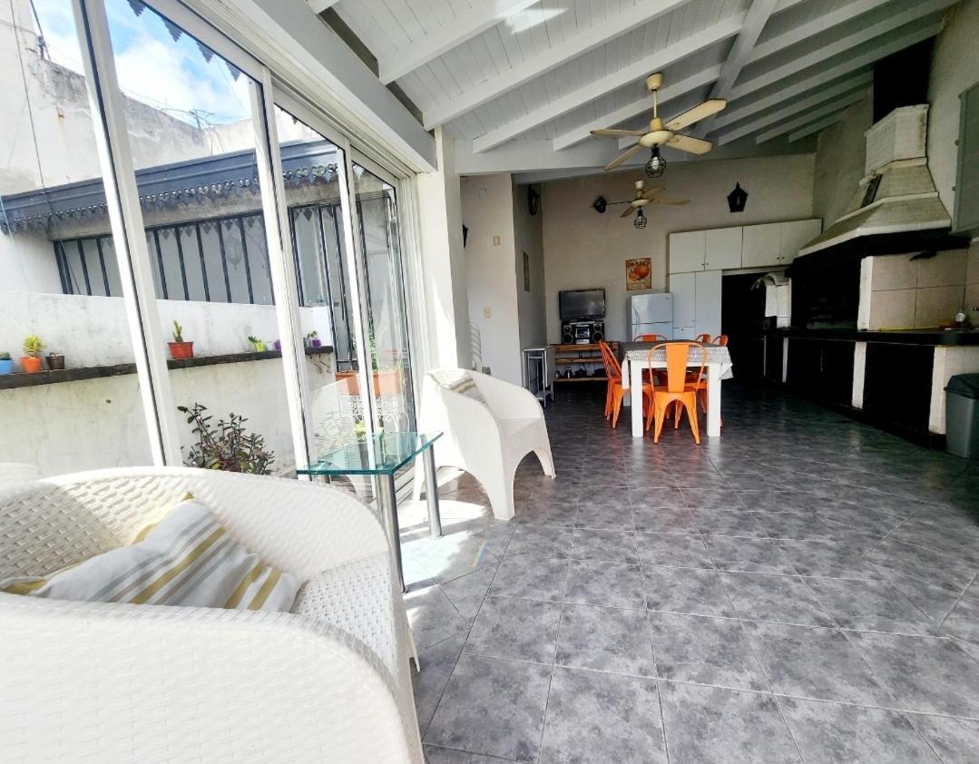 Casa de férias Santelmo Casona Unica 4pisos Full Terraza Piscina Quincho Parrilla Ascensor 2jacuzzis Sauna 7dorm 6banos Buenos Aires
