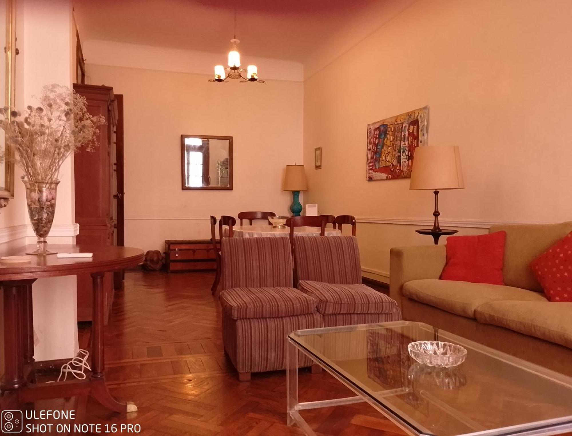 Apartamento Comodo Depto En Centro, Cerca De Importantes Avenidas Centros Gastronomicos Y Plaza Houssey, Ciudad Autónoma de Buenos Aires