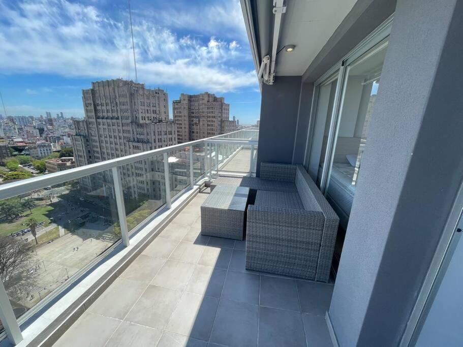 Apartamento Hermoso Apto Piso 18 En Recoleta- Junin2 *