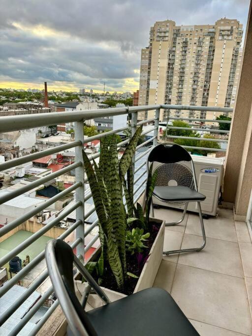 Apartamento Vistoso Departamento C/balcon *