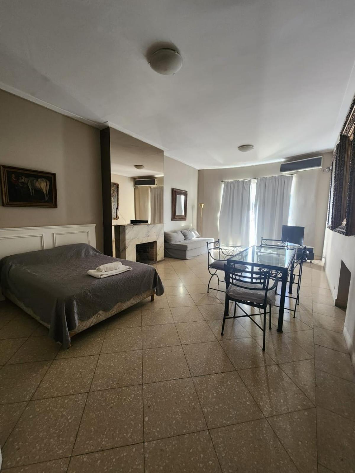 Leonardo Da Vinci Apartahotel 3*