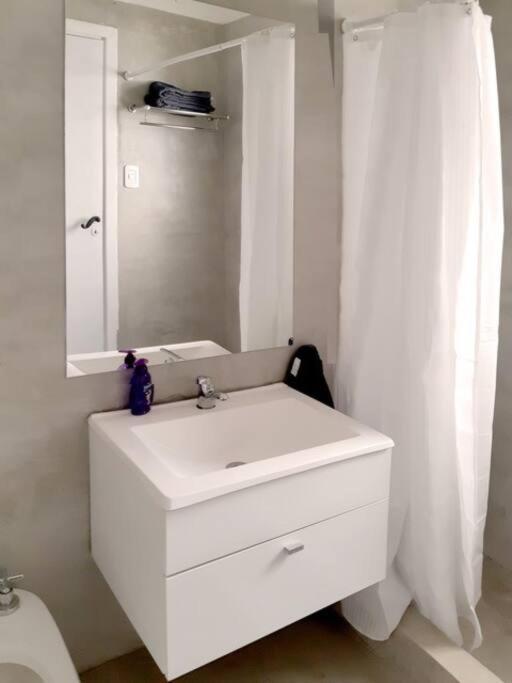 Palermo. 2 Ambientes. Reciclado. Apartamento *