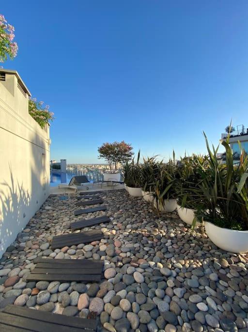 Impecable Estudio En Lujoso Edificio En Caballito *