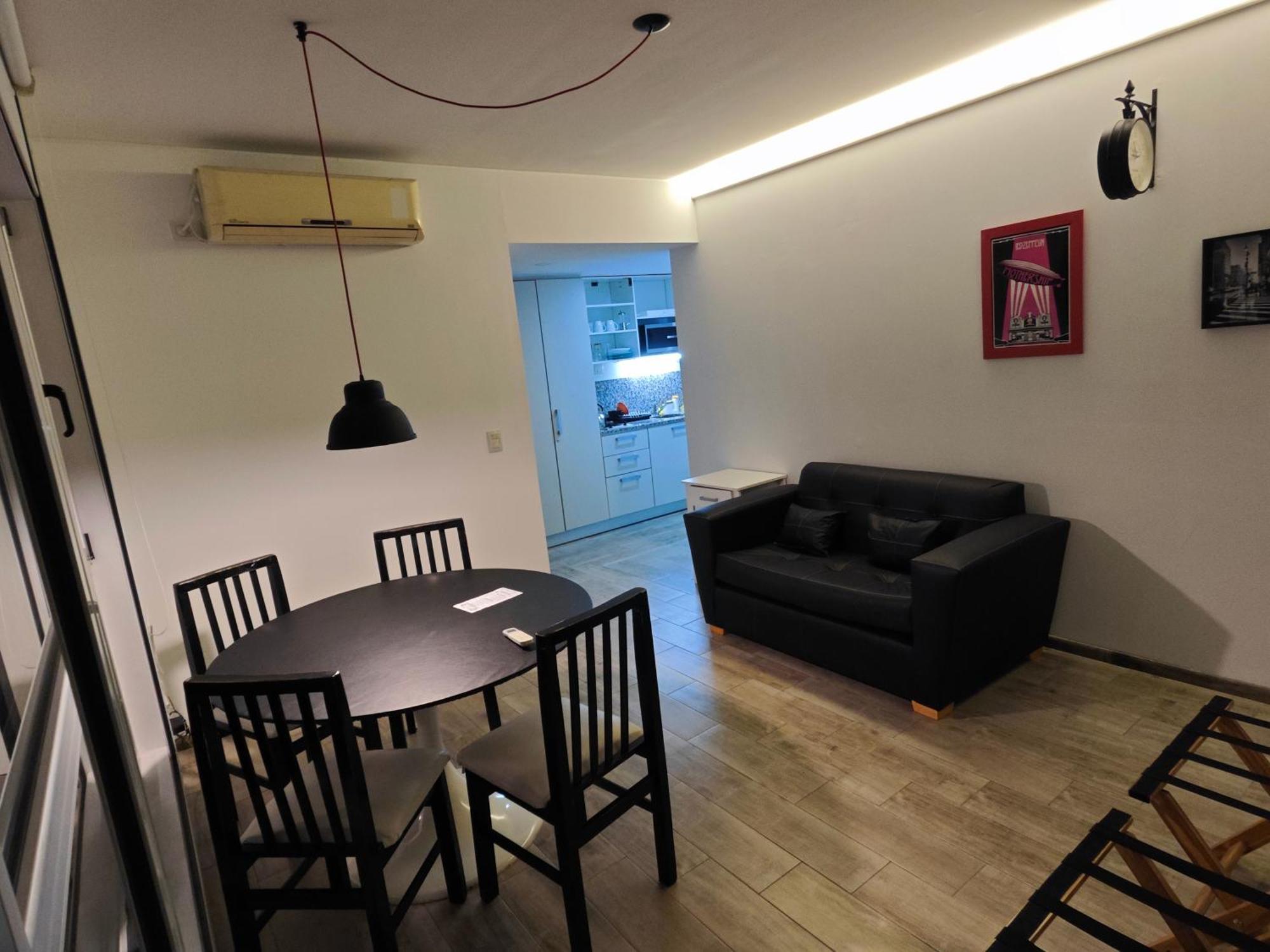 Departamento Con Pileta De Lujo, Centro De Apartamento