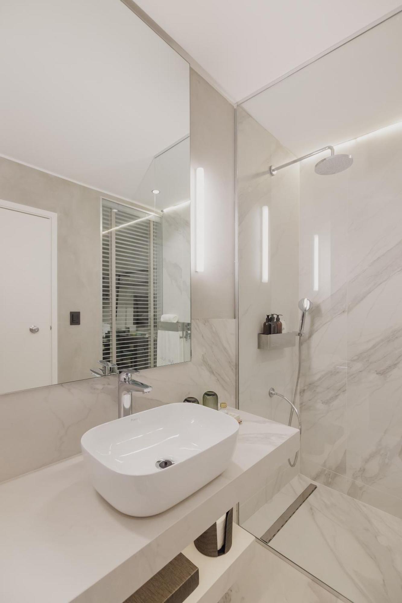 Grand Brizo Bel Air Hotel