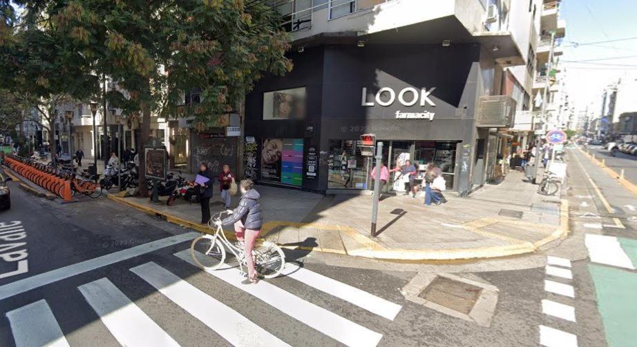 Ubicacion En El Centro Turistico De La Ciudad De