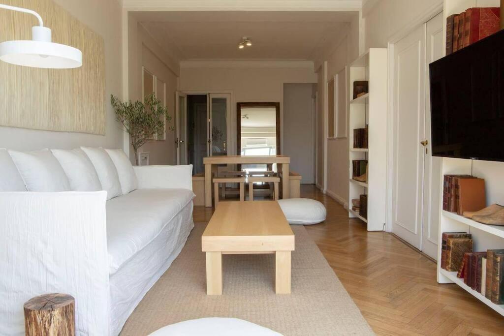 Hestia At Recoleta 2bdr W Stunning Plaza View * Buenos Aires